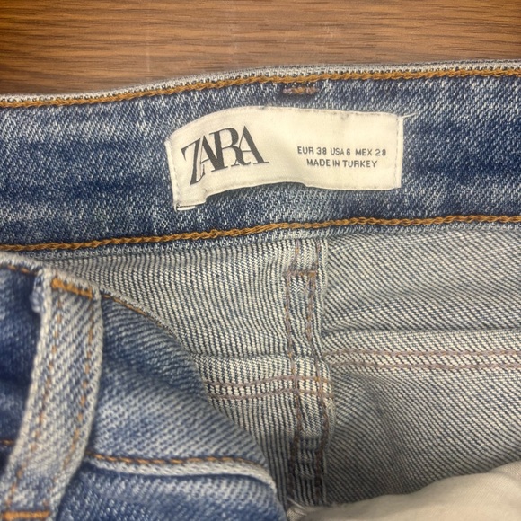 Zara Women’s Light Blue Distressed Skinny Jeans - Picture 2 of 7